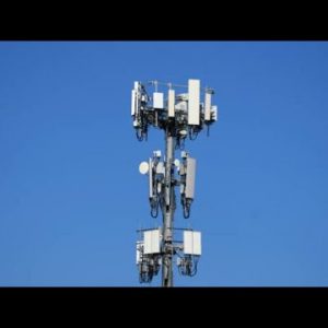 Spectrum Auction a 'Watershed Day,' Says Ex-FCC Chair